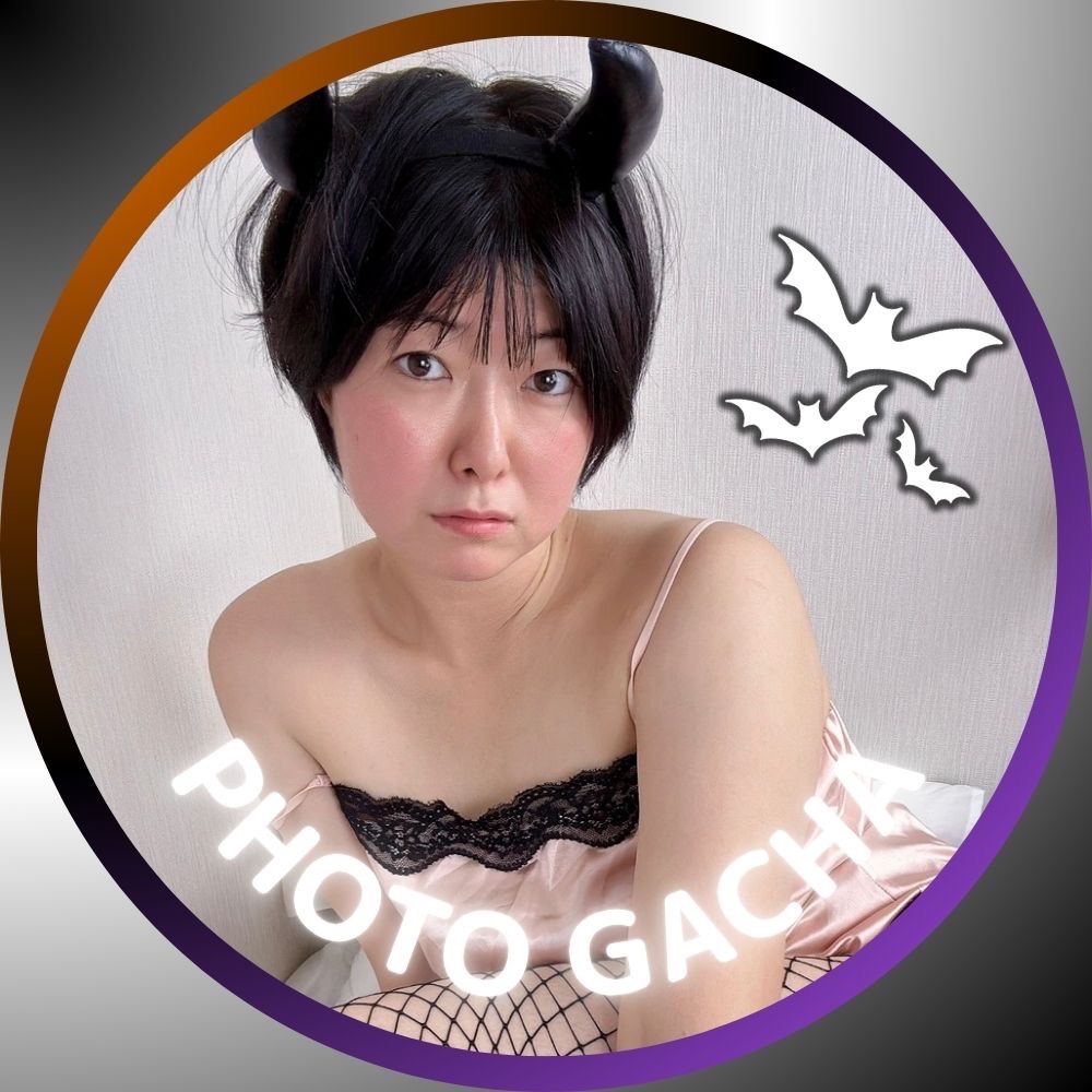 ハロウィンガチャ🍑